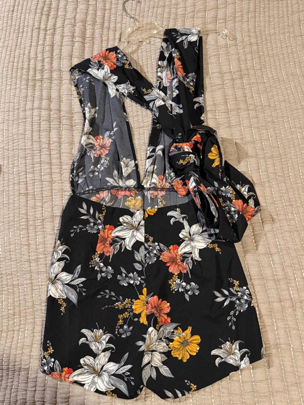 VCAY Crisscross Tie Back Floral Print Romper Size 4/6 - Picture 10 of 12